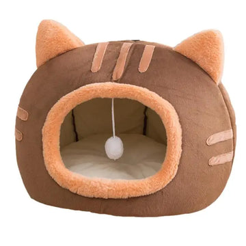 Winter Cozy Cat House